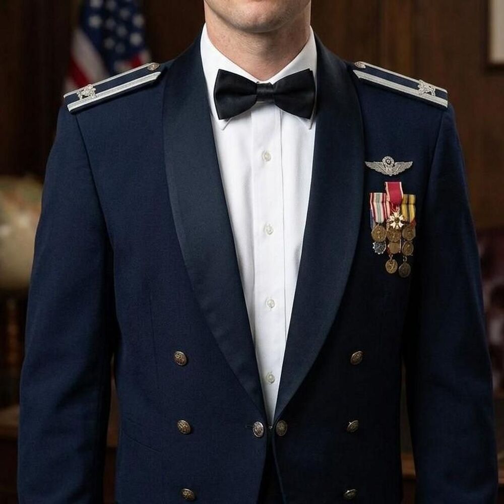 Officer’s Mess Dress Colonel Jacket Air Force Pilot Memorabilia medium